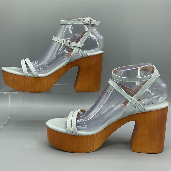 New Journee Collection Women’s Emerynn Platform Sandals Blue Size 9 - Picture 2 of 10